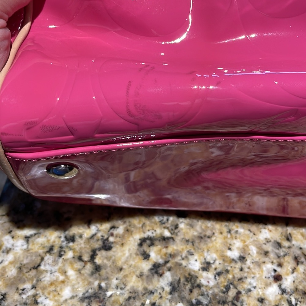 Super cute pink Coach - Picture 7 of 7